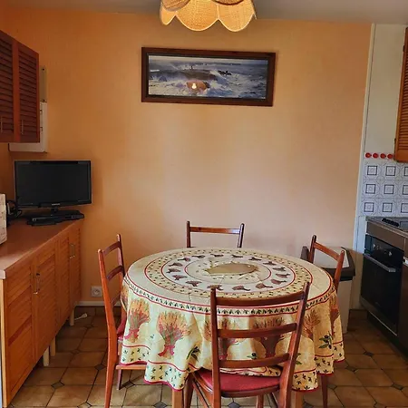Apartment Cosy 4 Pers, Jardin Prive, Acces Direct Plage, Proche Commerces, Parking Inclus - Fr-1-465-95 *